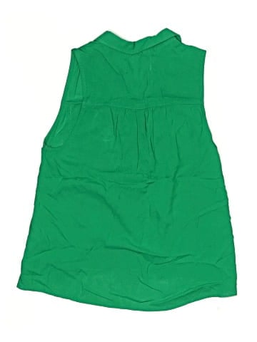 Abercrombie Sleeveless Button-Down Shirt (view 2)