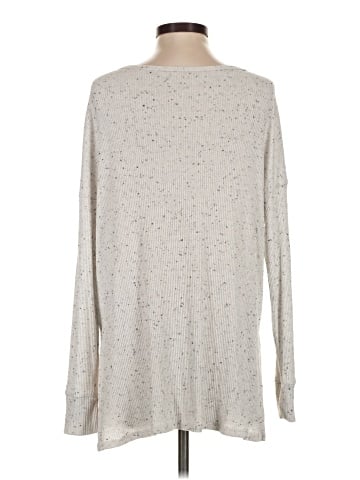 American Eagle Outfitters Pullover Sweater (view 2)