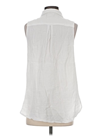 L.L.Bean Sleeveless Button-Down Shirt (view 2)