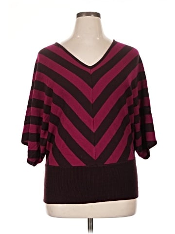 New York & Company 3/4 Sleeve T-Shirt (view 1)