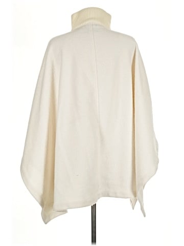 Tuckernuck Poncho (view 2)