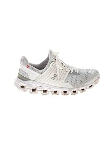 On Cloud Sneakers (view 1)