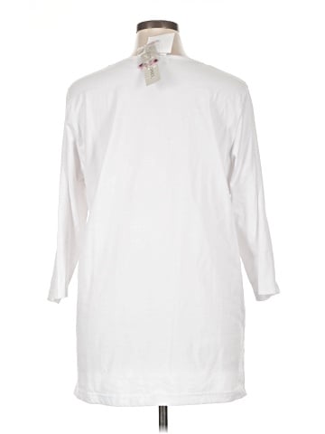 Victoria Jones 3/4 Sleeve Blouse (view 2)