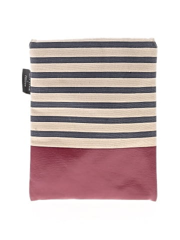 Baggu Clutch (view 2)