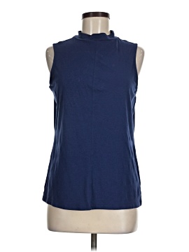 Girl with Curves Sleeveless T-Shirt (view 1)