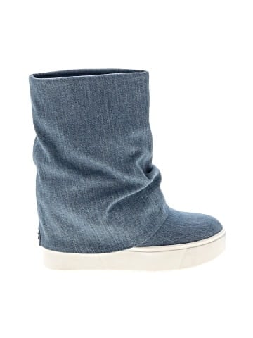 Guess Boots (view 1)