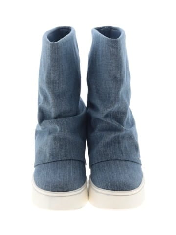 Guess Boots (view 2)
