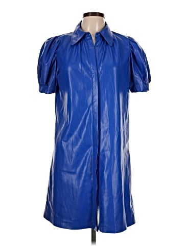 Alice + Olivia Casual Dress (view 1)