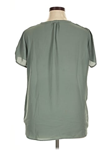Pleione Short Sleeve Blouse (view 2)