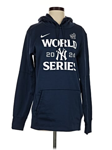 Nike Pullover Hoodie (view 1)