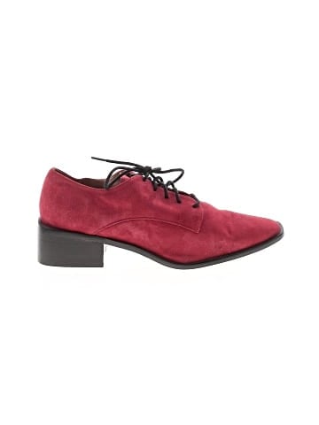 Linea Paolo Flats (view 1)