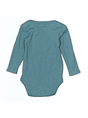 Chick Pea Long Sleeve Onesie (view 2)