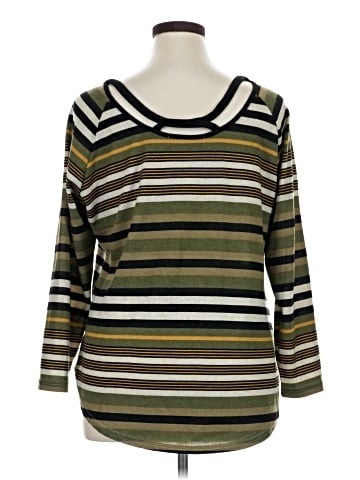 Absolutely Famous 3/4 Sleeve Top (view 2)