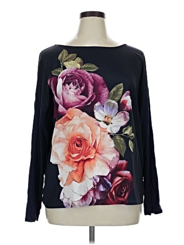 Chico's Long Sleeve T-Shirt (view 1)