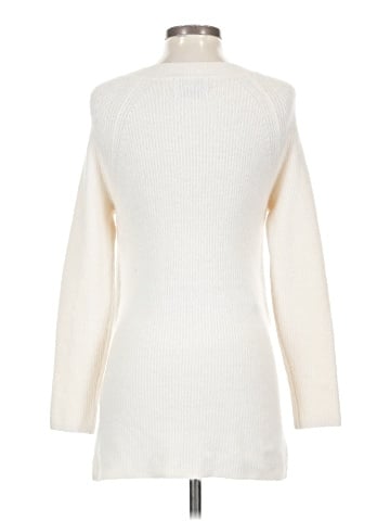 Old Navy Pullover Sweater (view 2)