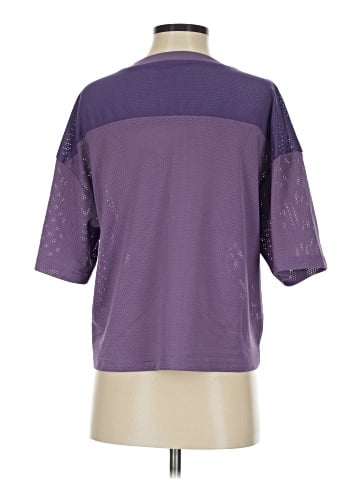 Urban Outfitters 3/4 Sleeve T-Shirt (view 2)