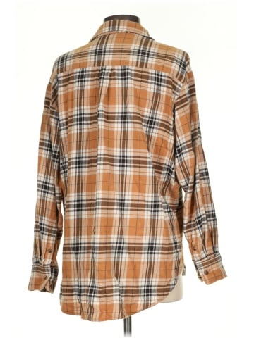Gap Long Sleeve Button-Down Shirt (view 2)