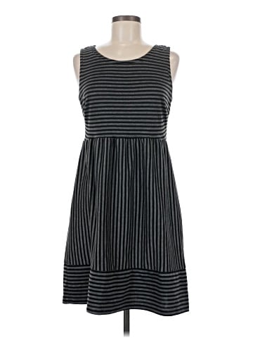Daisy Fuentes Casual Dress (view 1)