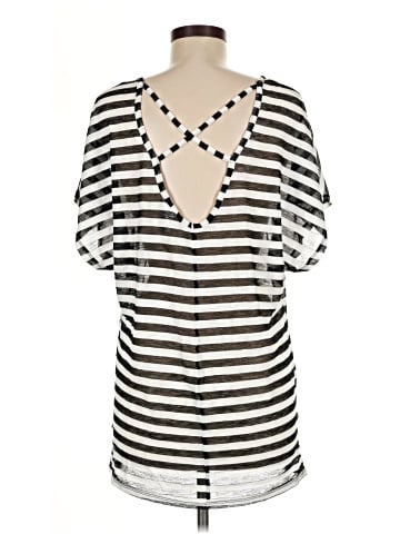 Time and Tru Short Sleeve Top (view 2)