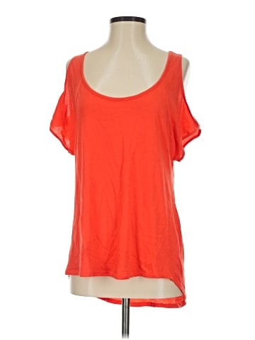 VS Tee Shop Short Sleeve Top (view 1)