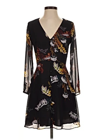 Madewell Lilyblossom Button-Front Dress in Blooming Oasis (view 1)