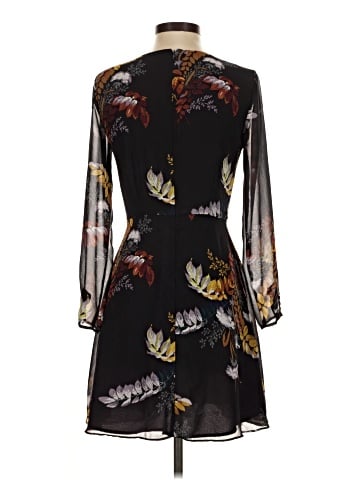 Madewell Lilyblossom Button-Front Dress in Blooming Oasis (view 2)