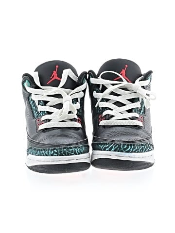 Air Jordan 3 Retro SE 'Moto (GS)' Sneakers (view 2)
