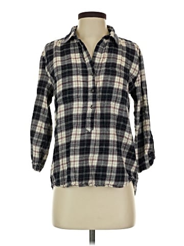 En Creme 3/4 Sleeve Button-Down Shirt (view 1)