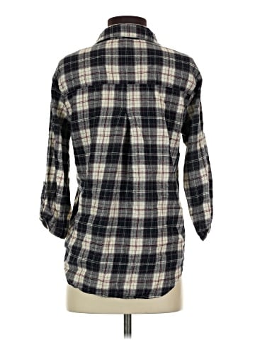 En Creme 3/4 Sleeve Button-Down Shirt (view 2)