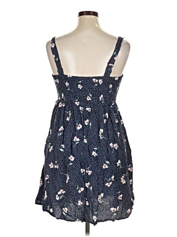 SO Sleeveless Top (view 2)
