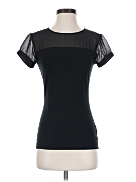 Express Outlet Short Sleeve Top