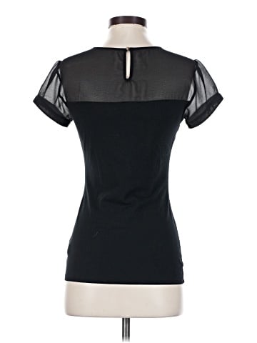 Express Outlet Short Sleeve Top (view 2)