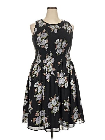 Ann Taylor LOFT Cocktail Dress (view 1)
