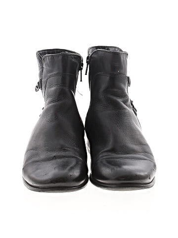 La Canadienne Ankle Boots (view 2)