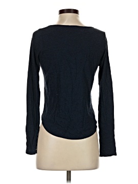 Vince. Long Sleeve T-Shirt (view 2)