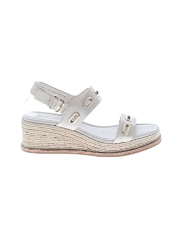 Splendid Wedges (view 1)