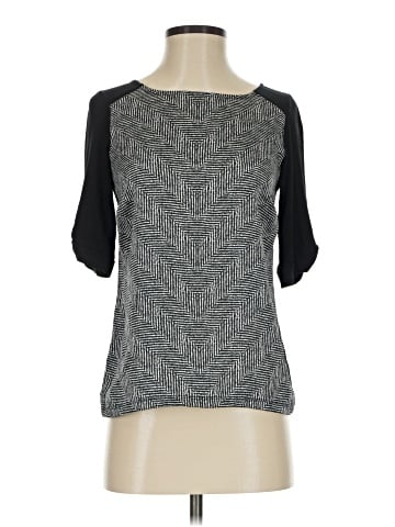 The Limited 3/4 Sleeve Top (view 1)