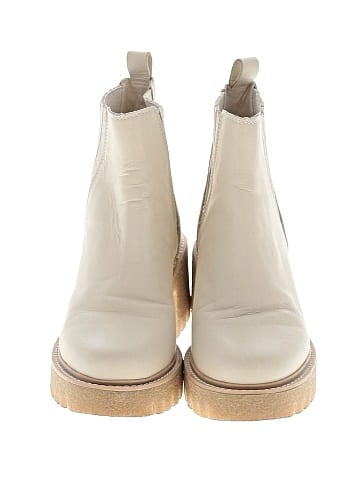 Dolce Vita Ankle Boots (view 2)
