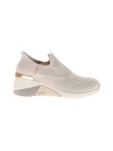 Skechers Sneakers (view 1)