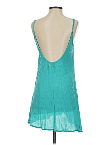 Roxy Sleeveless Top (view 2)