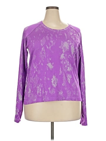 Lululemon Athletica Long Sleeve T-Shirt (view 1)