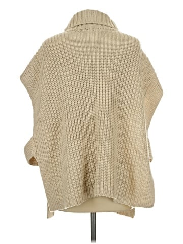 Talulah New York Poncho (view 2)