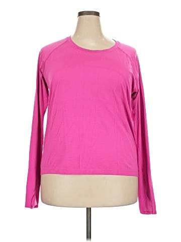 Lululemon Athletica Long Sleeve T-Shirt (view 1)
