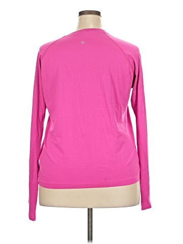 Lululemon Athletica Long Sleeve T-Shirt (view 2)