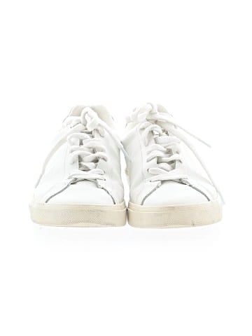 VEJA Sneakers (view 2)