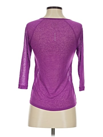 Nike 3/4 Sleeve T-Shirt (view 2)