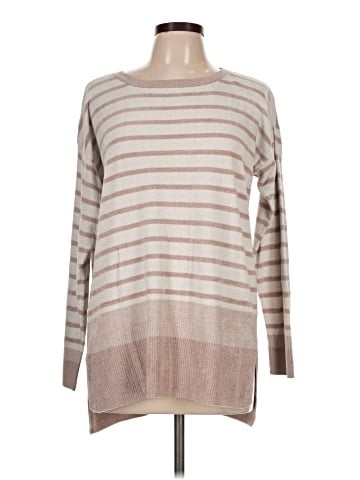 Barefoot Dreams Pullover Sweater (view 1)