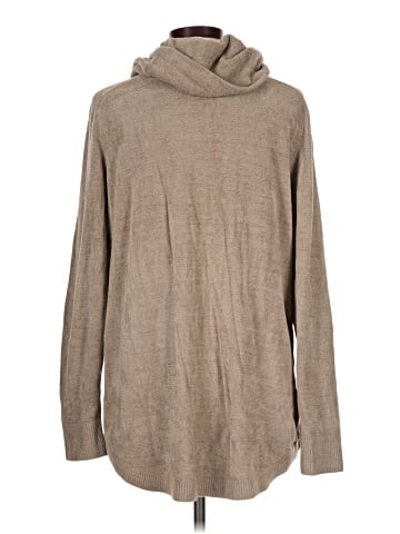 Barefoot Dreams Pullover Sweater (view 2)