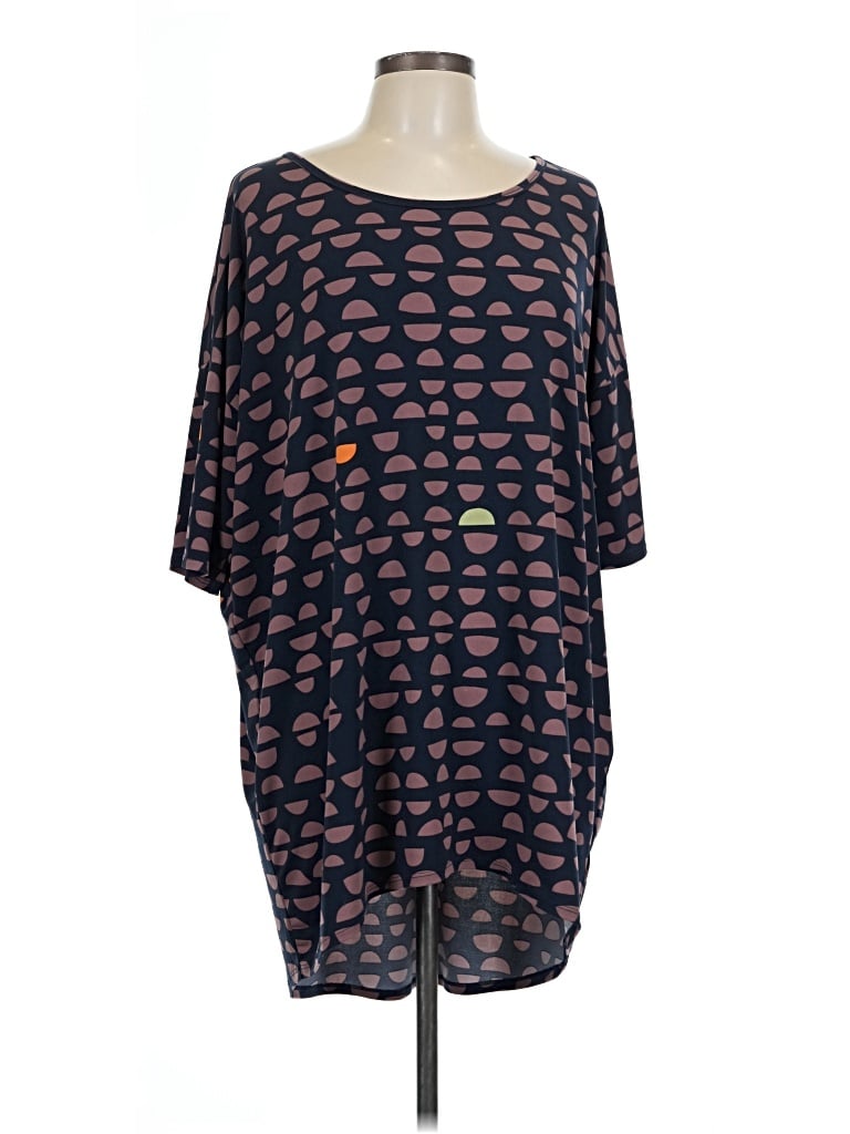 Pre-owned Lularoe 3/4 Sleeve T-shirt In Blue