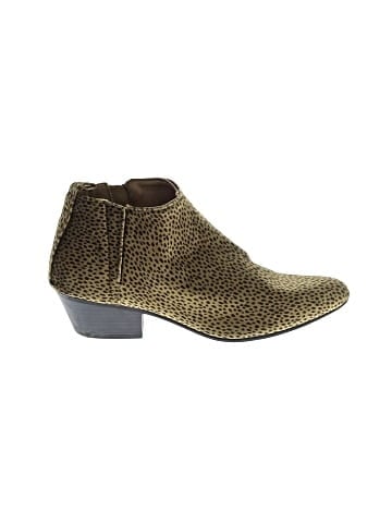 Old Navy Ankle Boots (view 1)